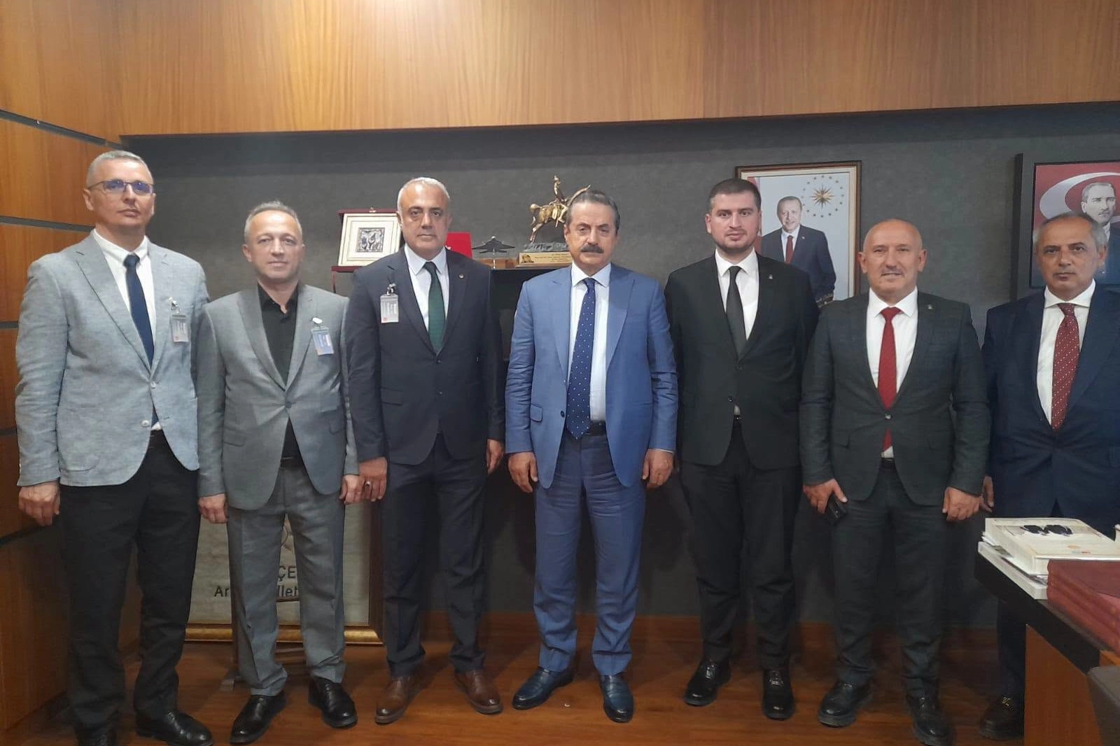 AK Parti Artvin İl Başkanlığı'ndan Milletvekili &Ccedil;elik&rsquo;e ziyaret