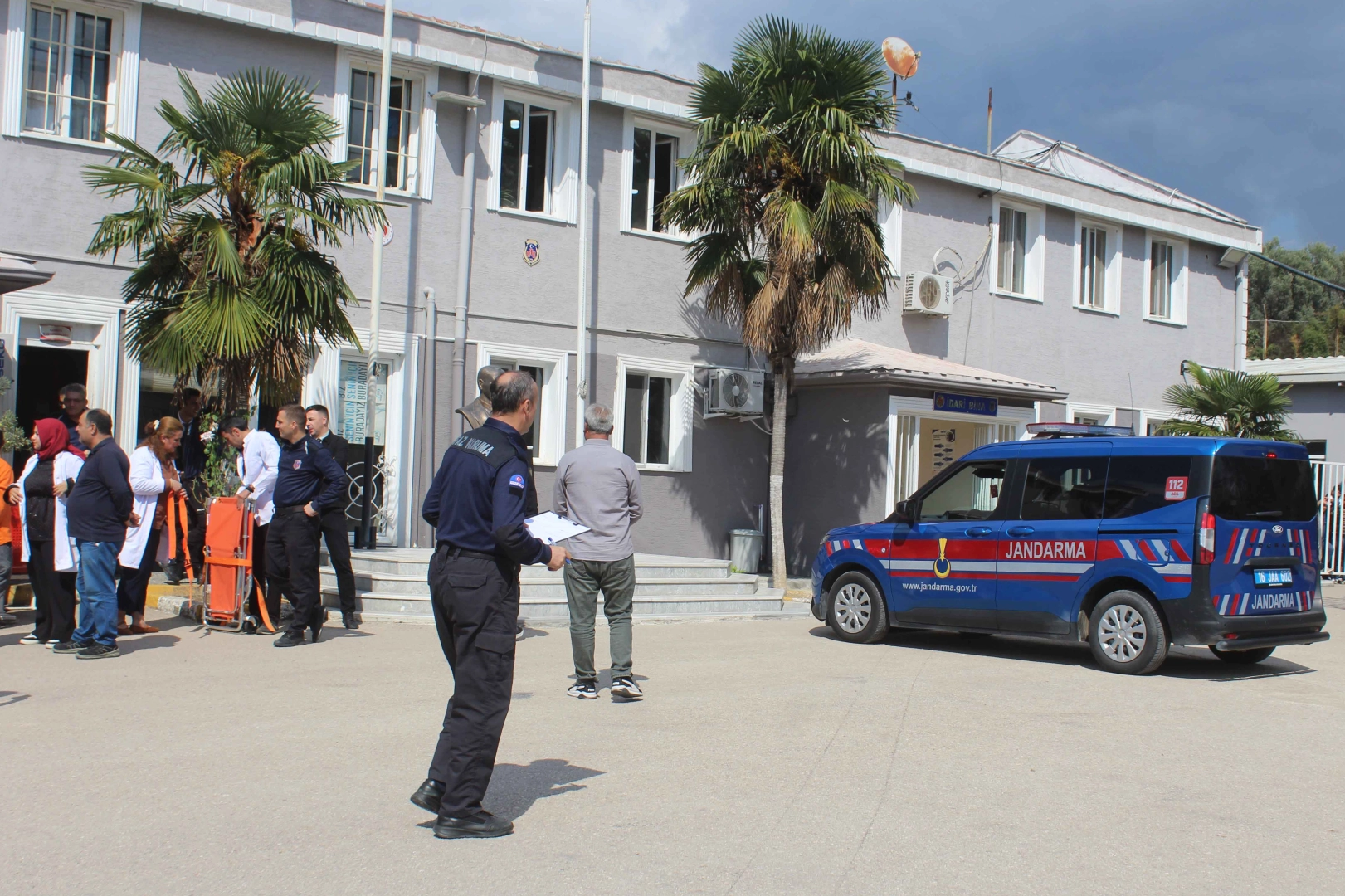 Gemlik A&ccedil;ık Ceza İnfaz Kurumu&rsquo;nda ger&ccedil;eği aratmayan OHAL tatbikatı