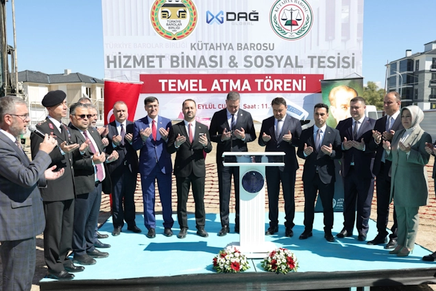 Balıkesir&rsquo;de kahraman itfaiyecilere anlamlı jest