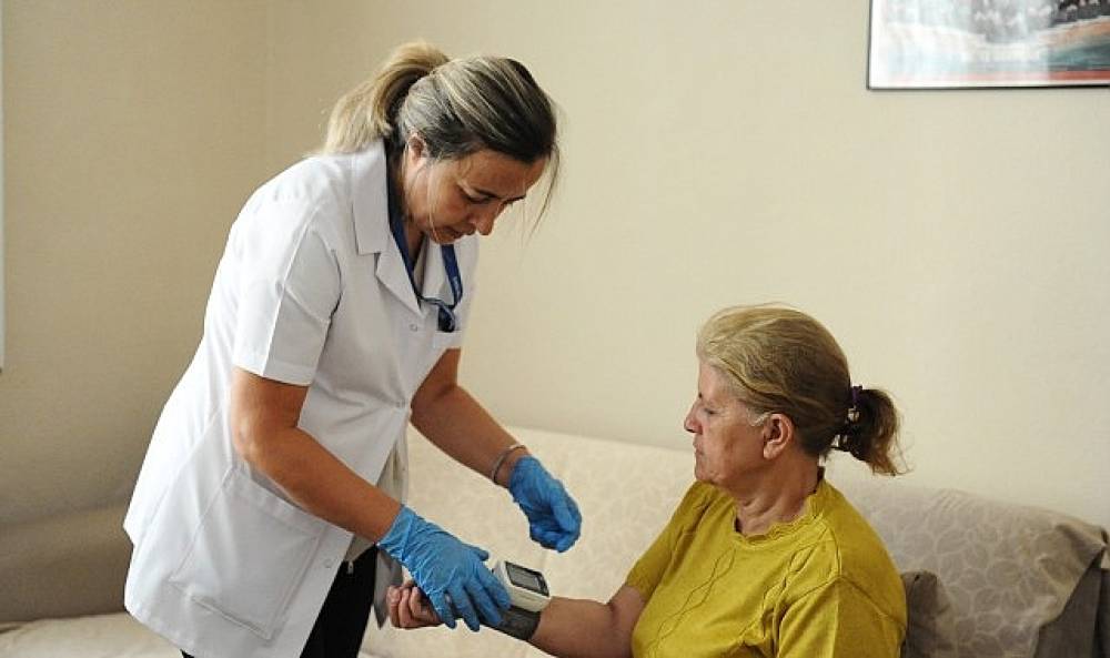 Karşıyaka Belediyesi'nden sağlıkta g&uuml;&ccedil;l&uuml; destek