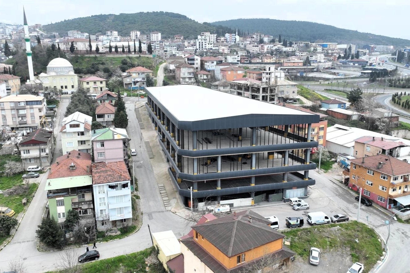 Kocaeli Dilovası'nda d&ouml;n&uuml;ş&uuml;m &ccedil;alışmaları s&uuml;r&uuml;yor