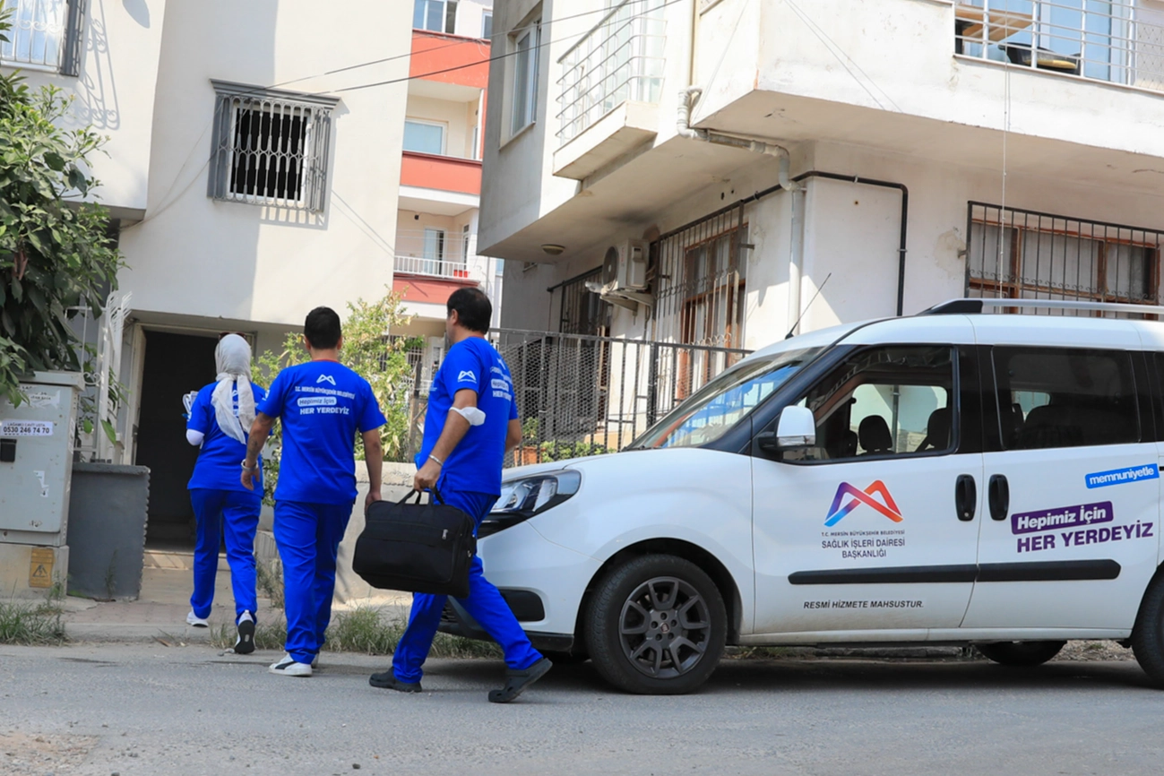 Mersin&rsquo;de evde sağlık ve bakım hizmetleri vatandaşın yanında
