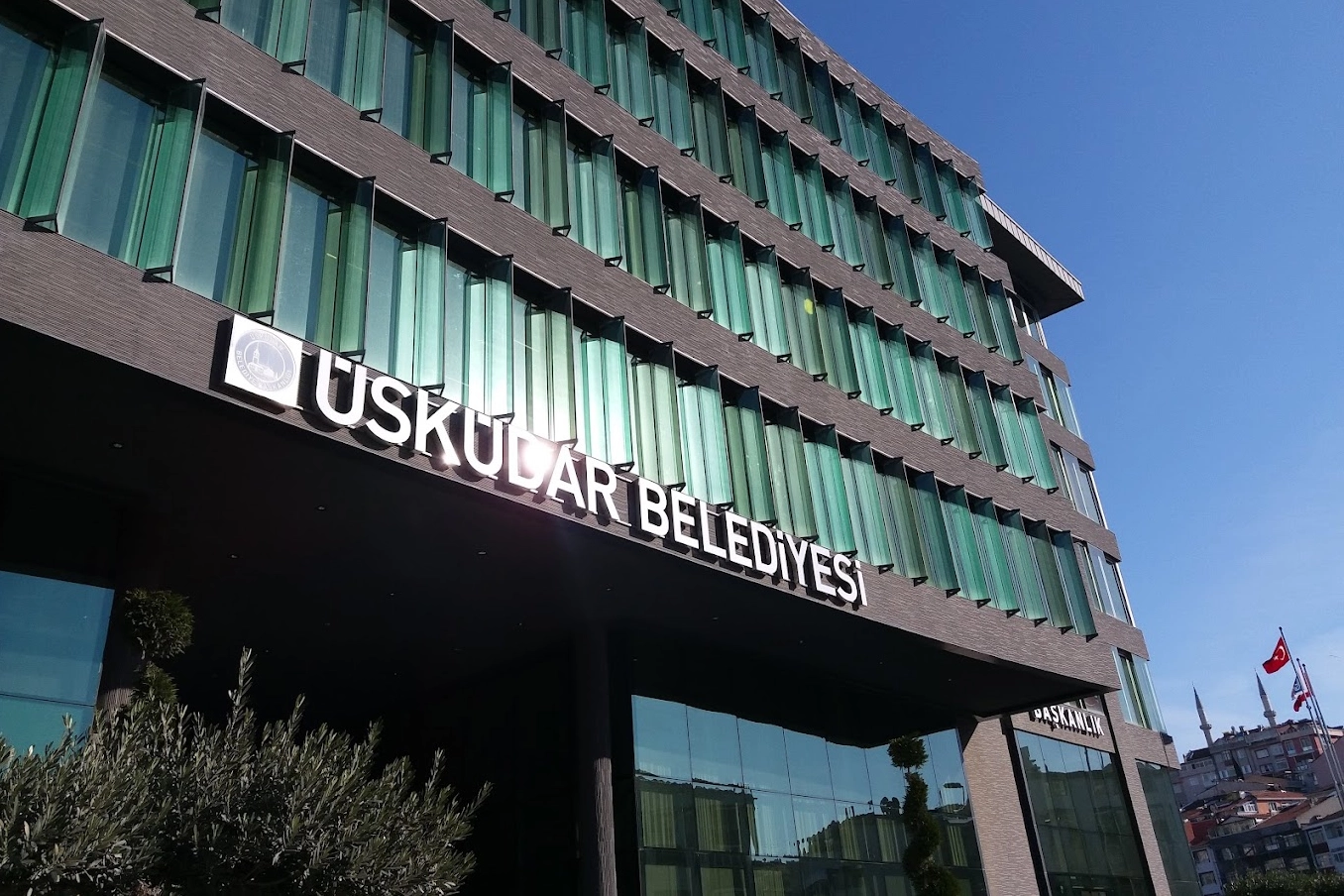 &Uuml;sk&uuml;dar&rsquo;da başkan vekili se&ccedil;imi durduruldu! Ge&ccedil;ici g&ouml;revlendirme a&ccedil;ıklandı