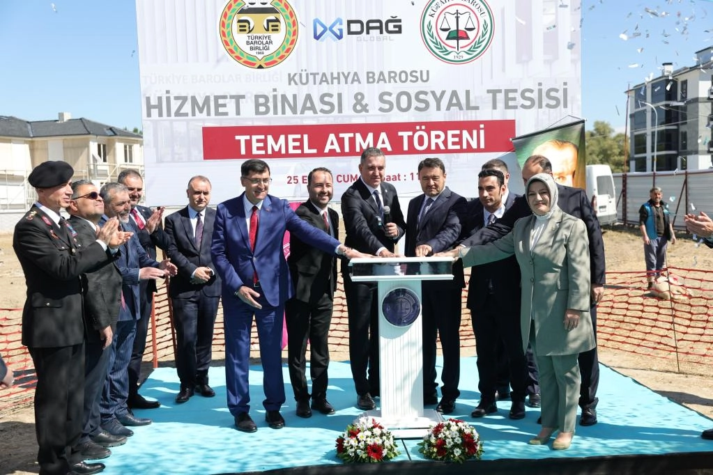 K&uuml;tahya Barosu'na yeni hizmet binası
