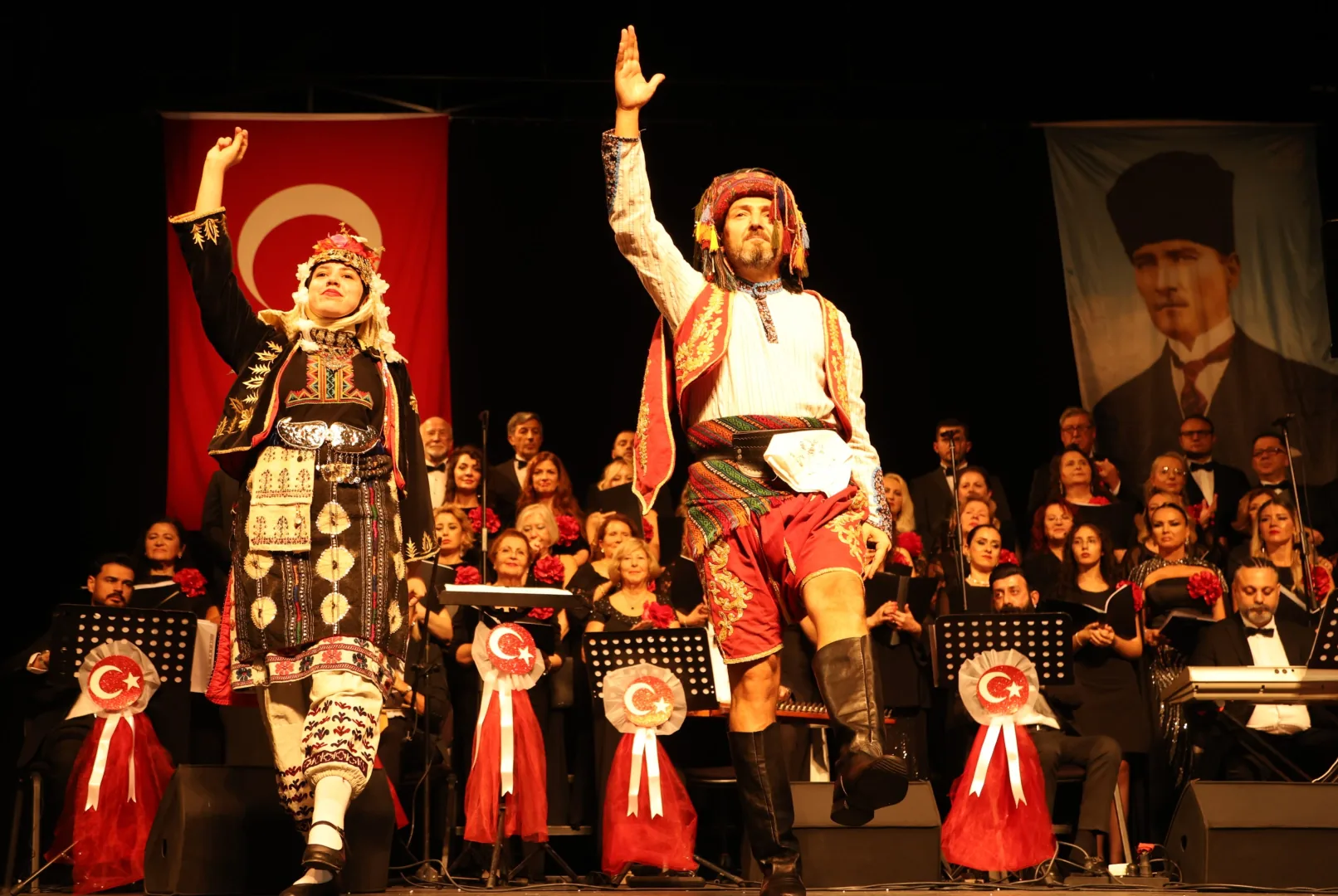 Bursa Nil&uuml;fer'de Cumhuriyet&rsquo;in 103&rsquo;&uuml;nc&uuml; yılına &ouml;zel konser