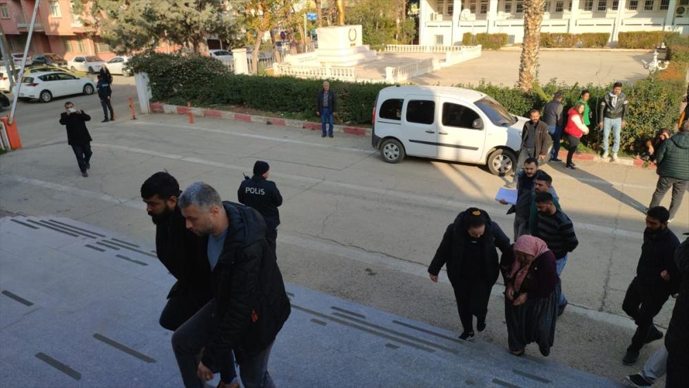 Adana'da 4 kişinin yaralandığı kavgayla ilgili 6 zanlı tutuklandı