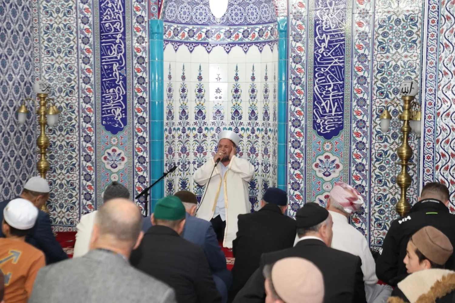 Bursa İneg&ouml;l&rsquo;de ramazan teravih programları devam ediyor