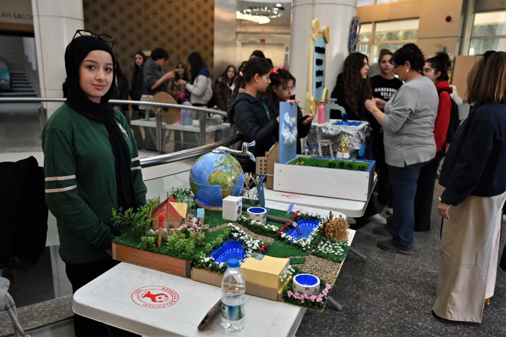 İzmirli gen&ccedil;ler, uzmanlar ve STK temsilcileri suyun s&uuml;rd&uuml;r&uuml;lebilirliği i&ccedil;in buluştu
