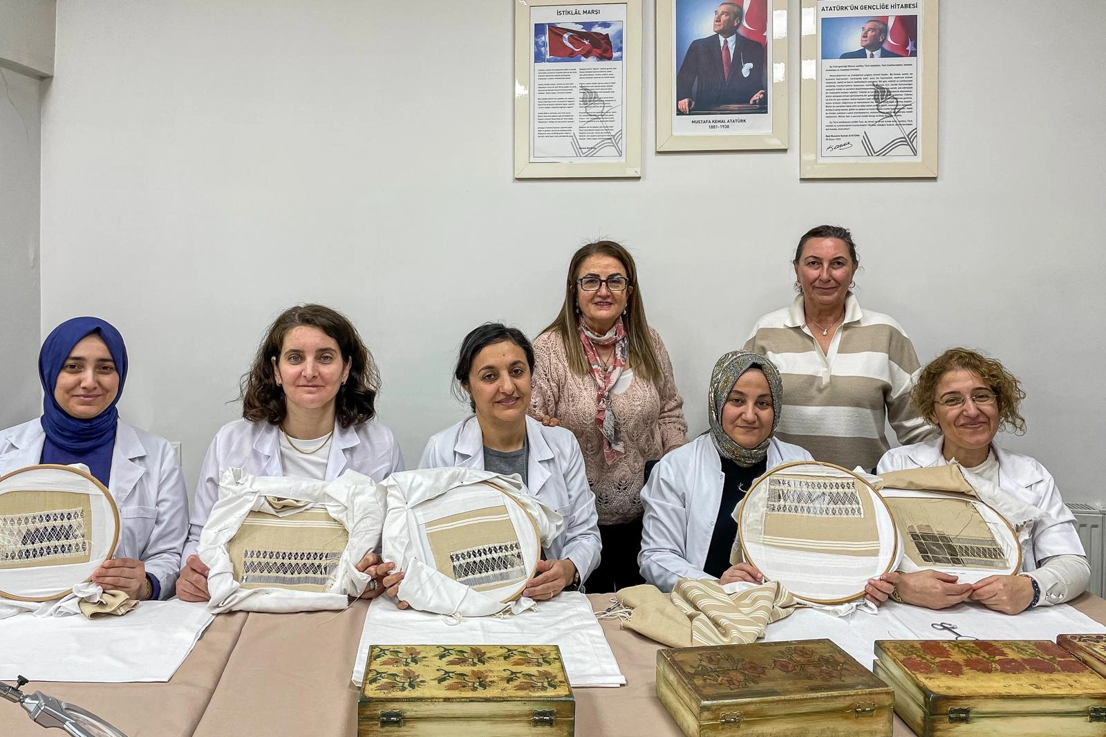 Sandıktan Sanata: &Ccedil;ınarcık İşi &Uuml;zerine Bir At&ouml;lye &Ccedil;alışması