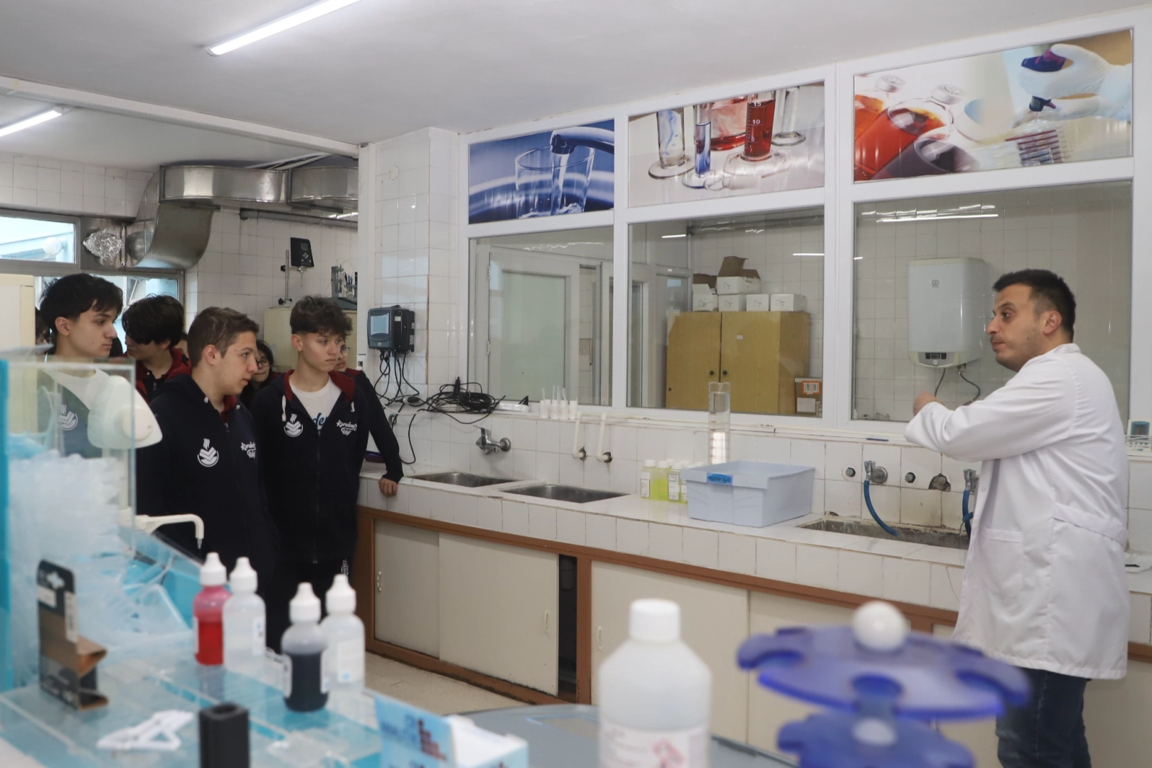 Trabzon&rsquo;da &ouml;ğrenciler su arıtma tesisini gezdi