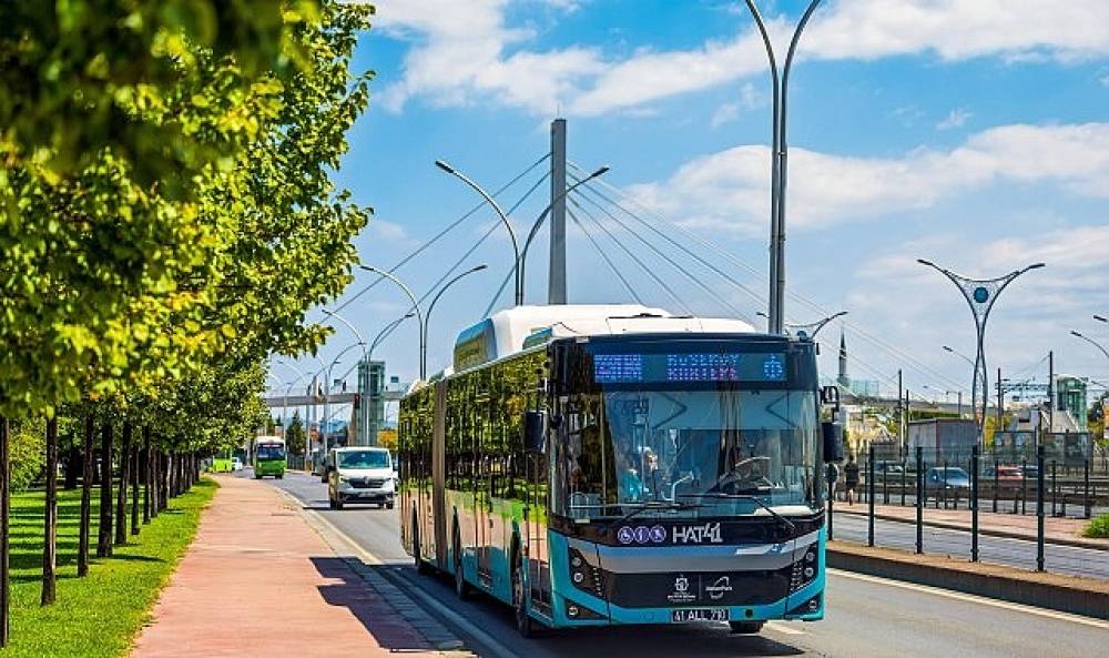 Başkan B&uuml;y&uuml;kakın'dan, İzmit'in kurtuluş yıld&ouml;n&uuml;m&uuml; mesajı