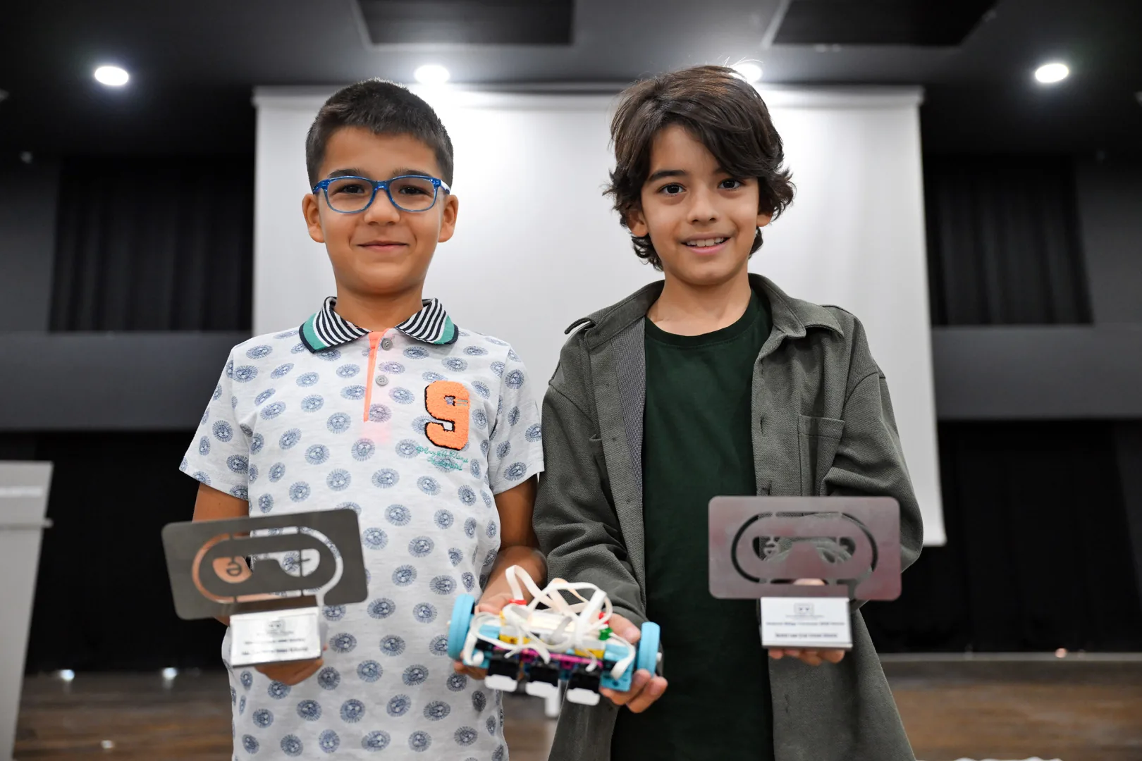 Mersin&rsquo;in gen&ccedil; yetenekleri robotikte T&uuml;rkiye derecesi elde etti
