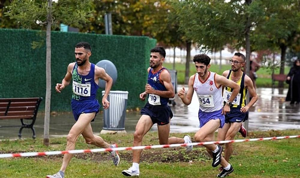 Osmangazili Atletler Portekiz Biletini Kaptı