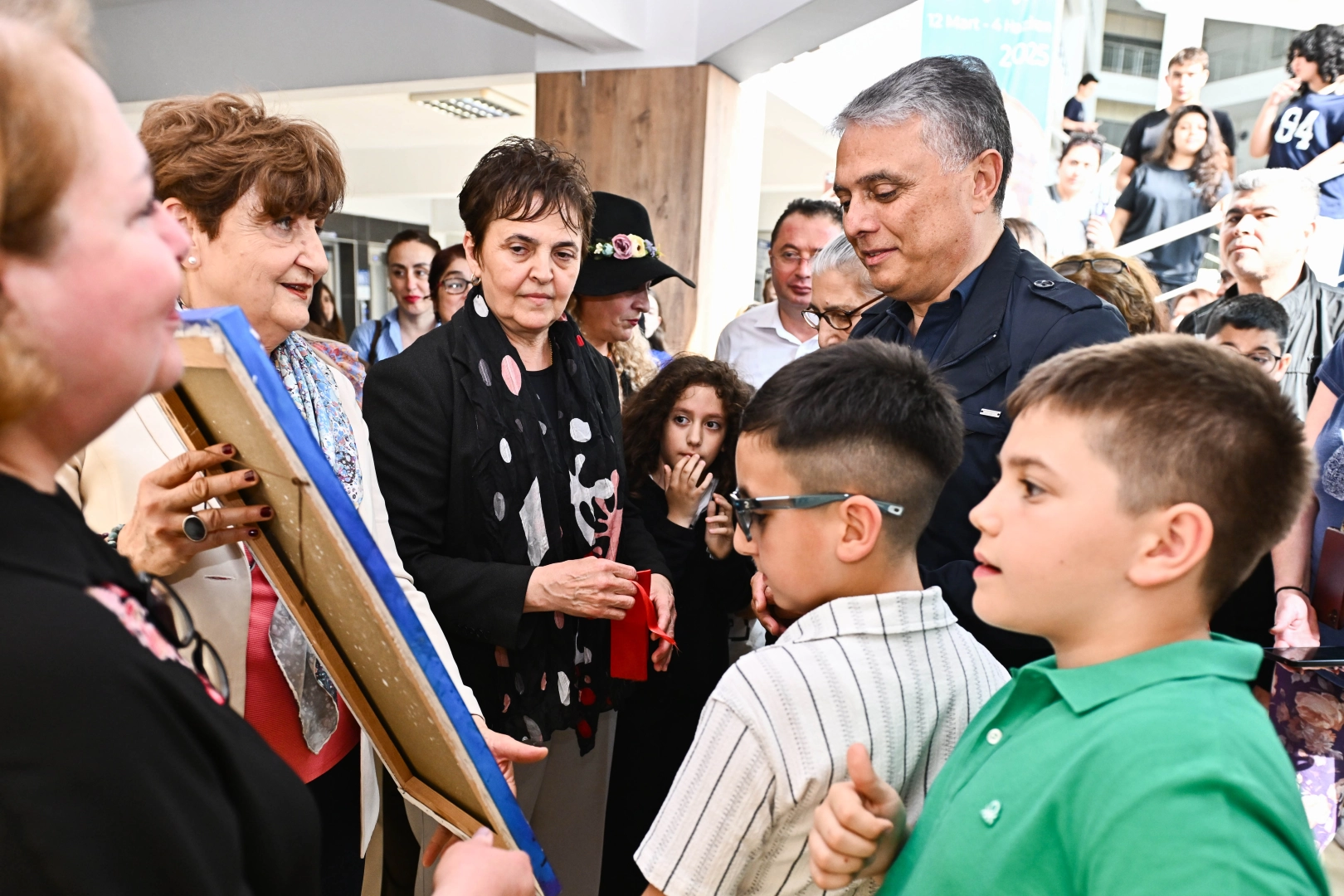 Antalya Muratpaşa'da &lsquo;Geleceğin Renkleri&rsquo; kapılarını a&ccedil;tı