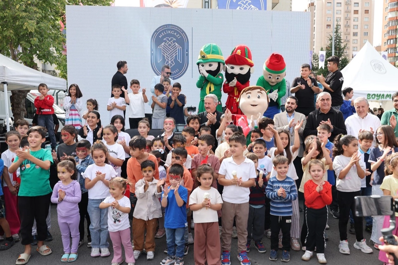 Kayseri Melikgazi'den 48 yeni ara&ccedil;