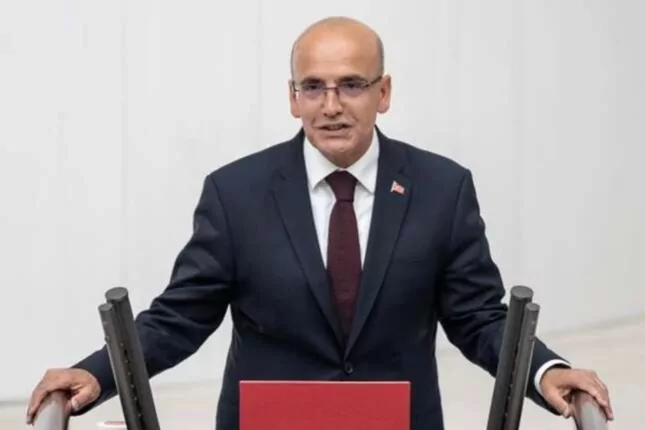Efes Sel&ccedil;uk&rsquo;ta eğitim dayanışması s&uuml;r&uuml;yor