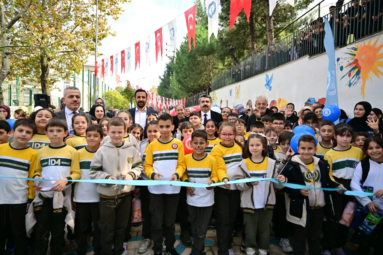 Bursa Yıldırım'da &ccedil;ocuk olmak ayrıcalık
