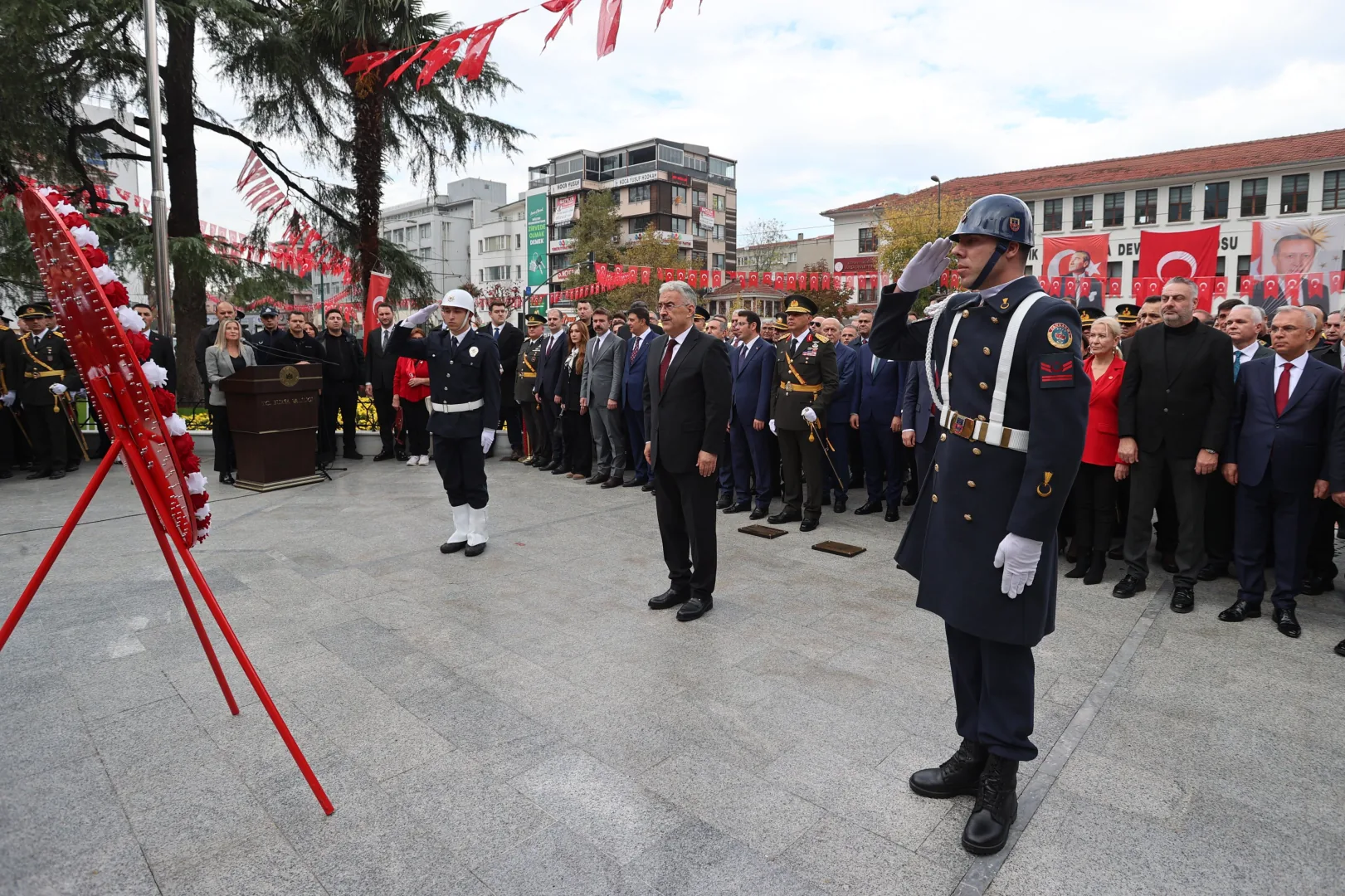Bursa&rsquo;da 29 Ekim t&ouml;renleri başladı