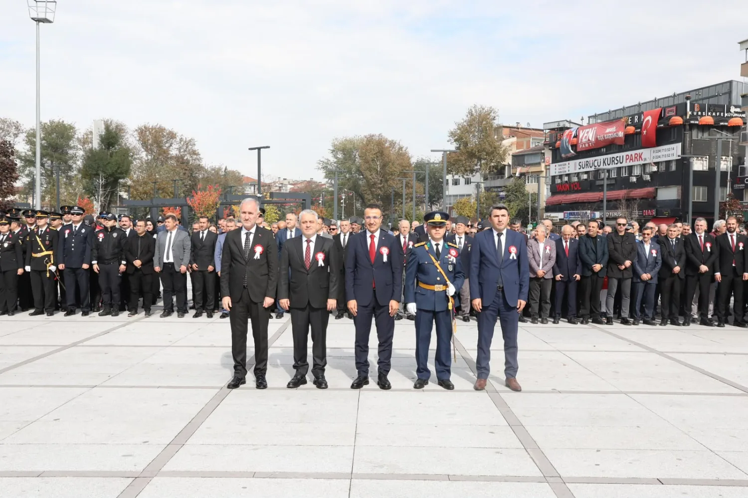 İneg&ouml;l&rsquo;de Cumhuriyet Bayramı kutlamaları başladı
