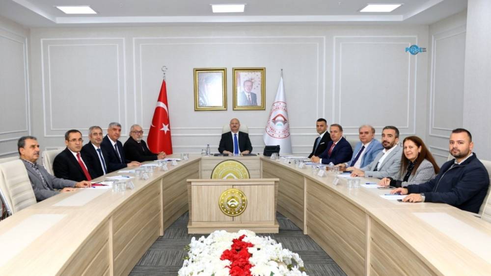 Adıyaman'da 9 ayda 1.424 kişi işe yerleştirildi, İŞKUR'dan 1,5 milyar liralık &ouml;deme yapıldı 