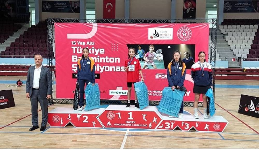 Osmangazili Badmintoncular T&uuml;rkiye Şampiyonası'nda Parladı