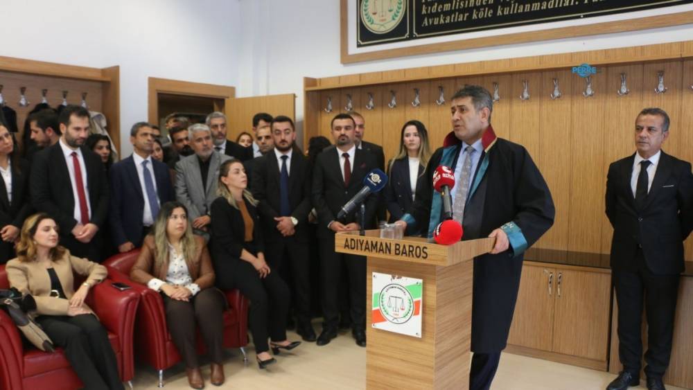 Baro Başkanı Mithat Yaşar: 'Cumhuriyet'in en g&uuml;&ccedil;l&uuml; g&uuml;vencesi hukukun &uuml;st&uuml;nl&uuml;ğ&uuml;d&uuml;r' 