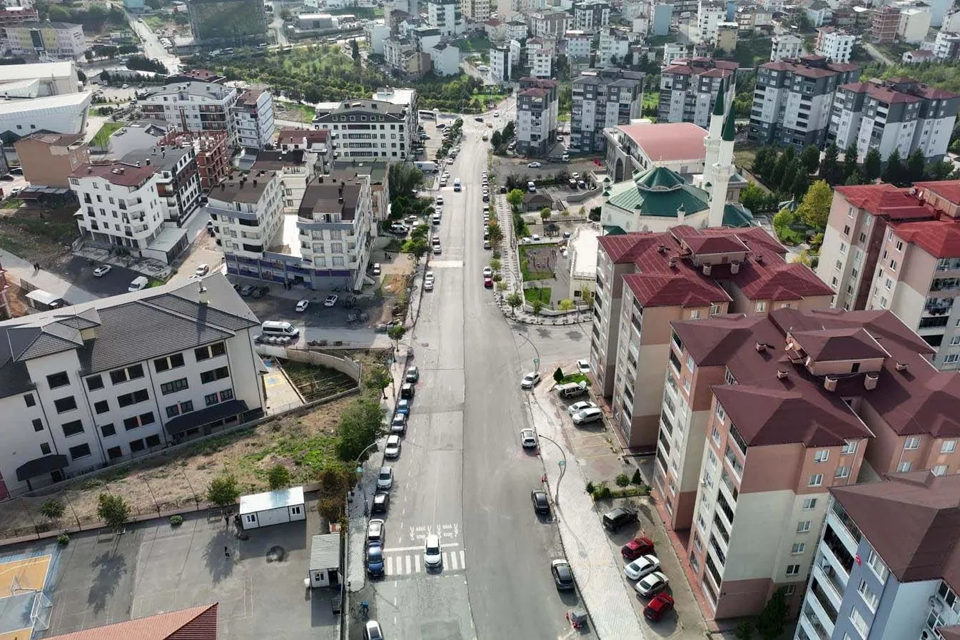 &Ccedil;ayırova Bahriye &Uuml;&ccedil;ok Caddesi &ldquo;prestij cadde&rdquo; oluyor