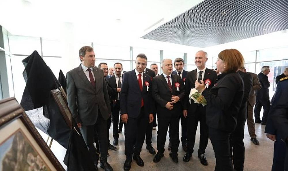 İneg&ouml;l'de Cumhuriyet Coşkusu Goblen Sanatıyla Buluştu 