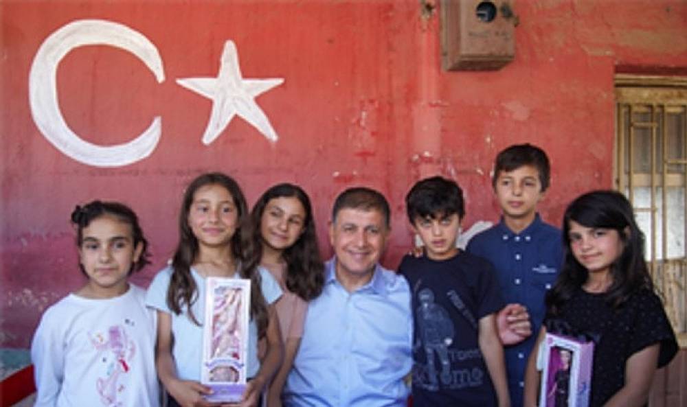Başkan Tugay'dan 29 Ekim mesajı: &ldquo;Cumhuriyet'i millet&ccedil;e yaşatacağız"
