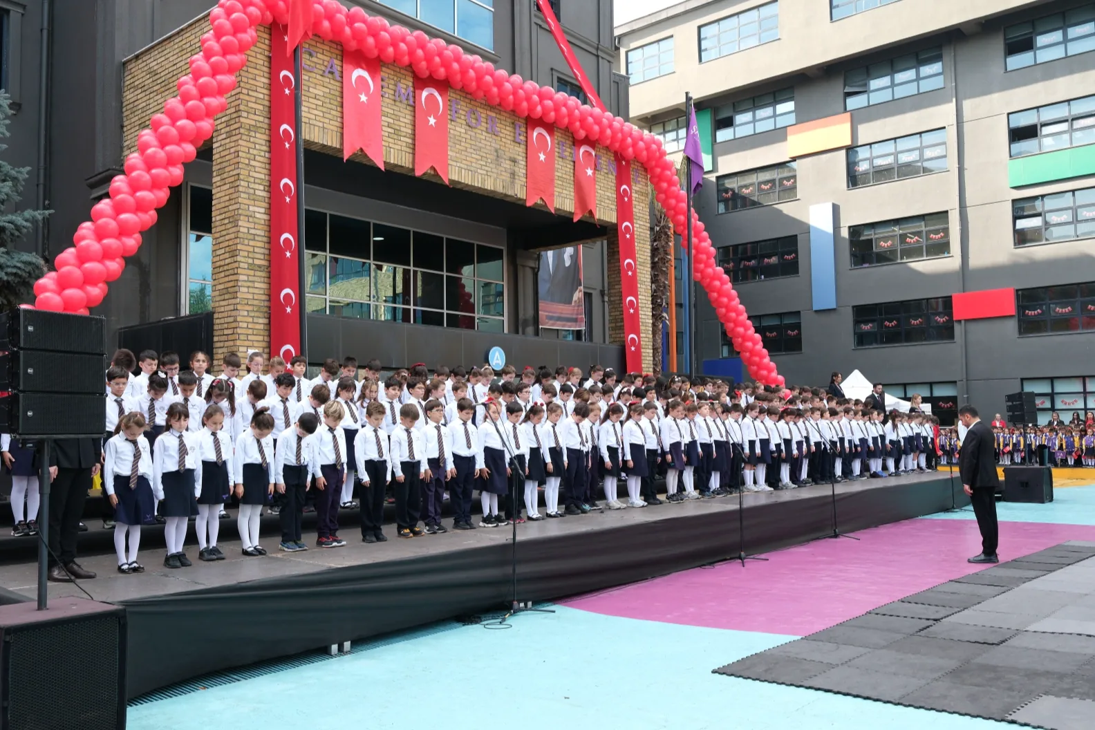 Cumhuriyetin 103. yılı Şahinkaya&rsquo;da coşkuyla kutlandı