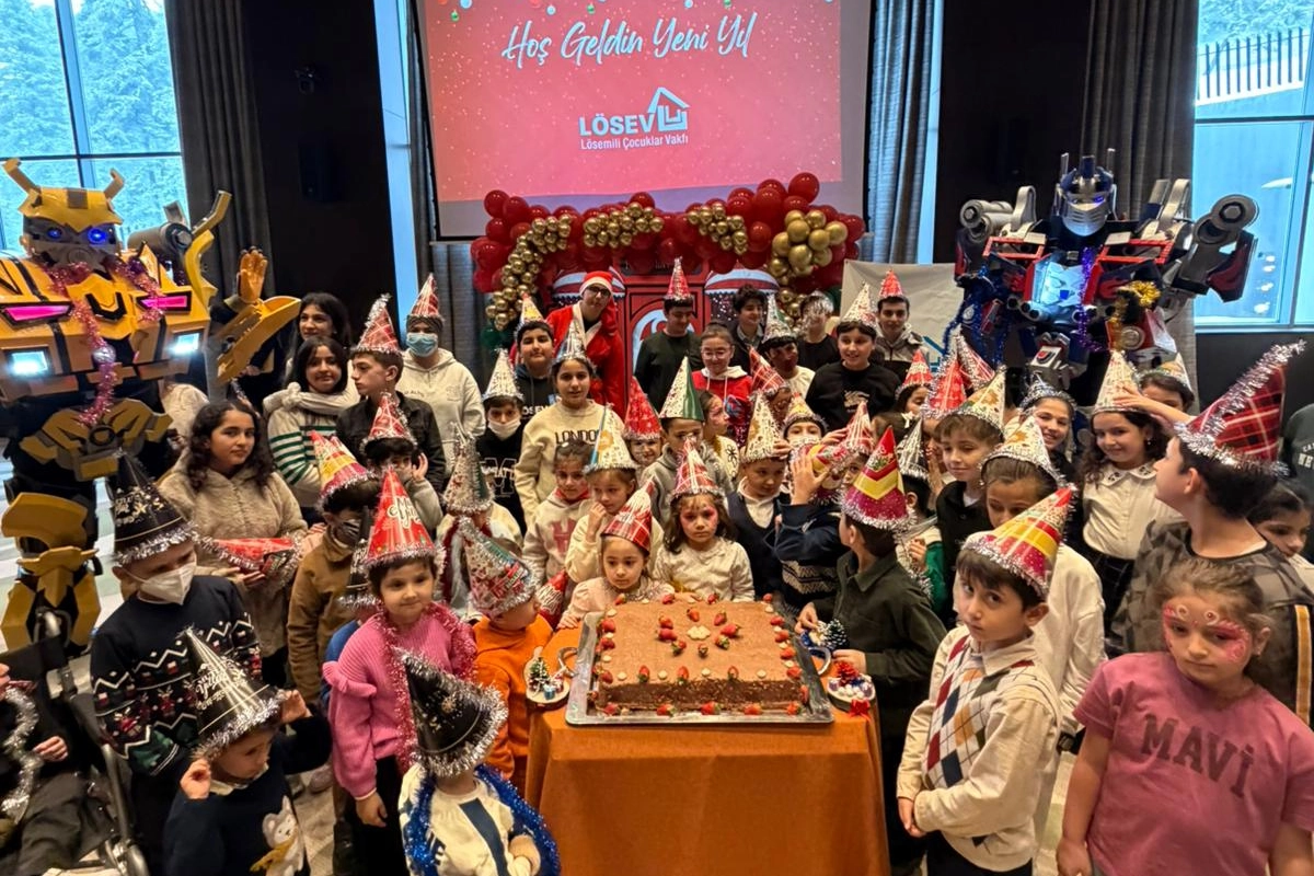 L&Ouml;SEV&rsquo;den Bursa'da l&ouml;semili &ccedil;ocuklara yeni yıl umudu