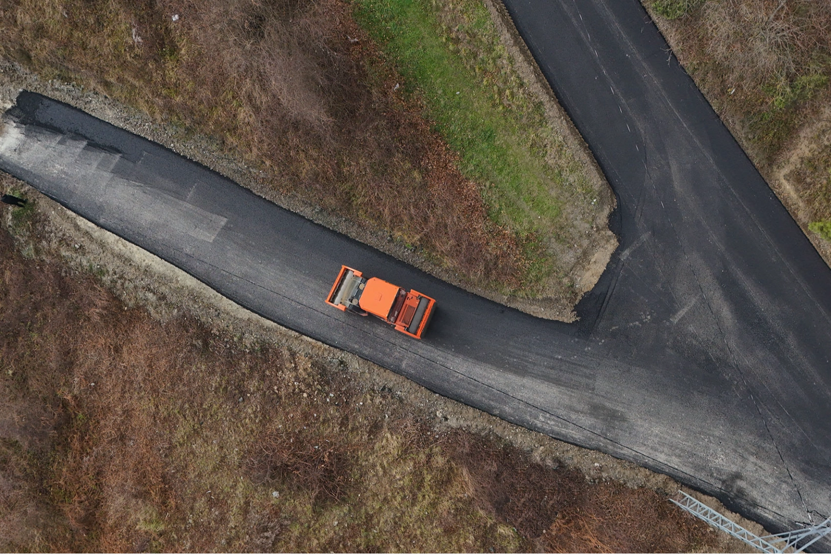 Sakarya'da yol konforunu artıran &ccedil;alışma