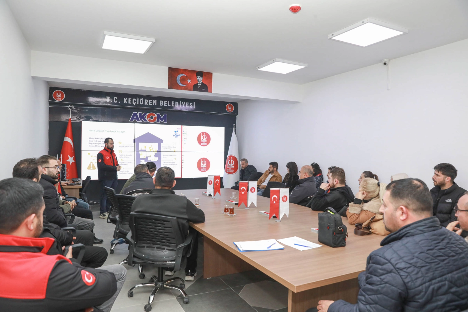 Ankara Ke&ccedil;i&ouml;ren Belediyesi&rsquo;nden personele yangın s&ouml;nd&uuml;rme eğitimi