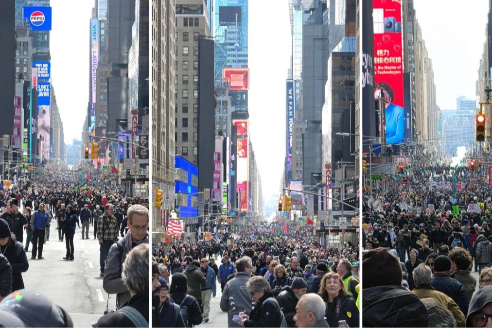 New York&rsquo;ta protesto dalgası... &ldquo;Savaşa, Krala ve ICE&rsquo;a hayır&rdquo; y&uuml;r&uuml;y&uuml;ş&uuml;