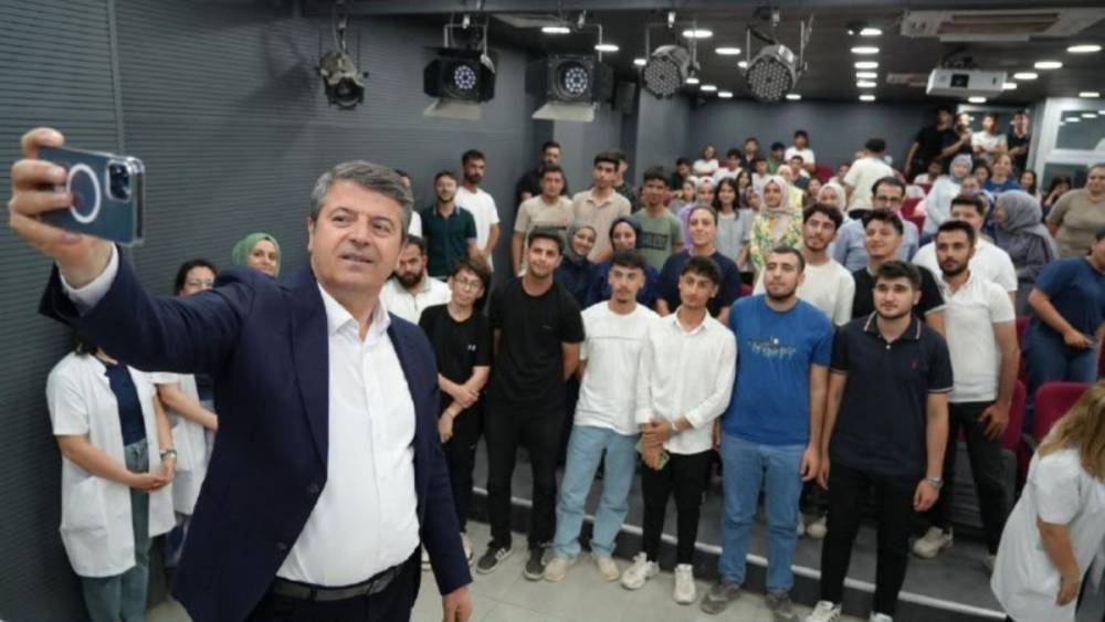 Adıyaman Belediyesi&rsquo;nden k&uuml;lt&uuml;r, sanat ve eğitimde yoğun mesai  - Videolu Haber
