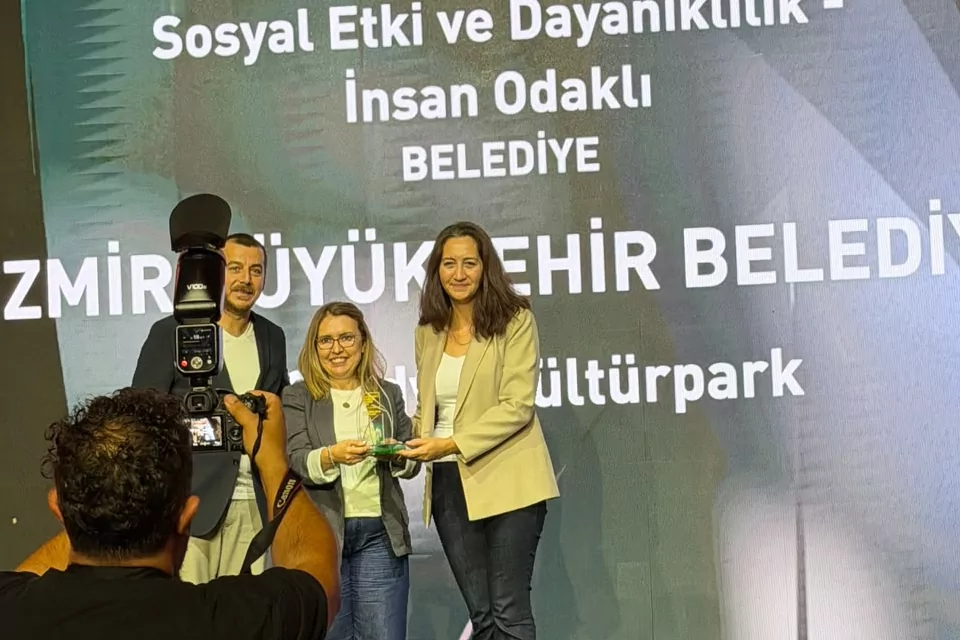 St&uuml;dyo K&uuml;lt&uuml;rpark&rsquo;a sosyal etki &ouml;d&uuml;l&uuml;