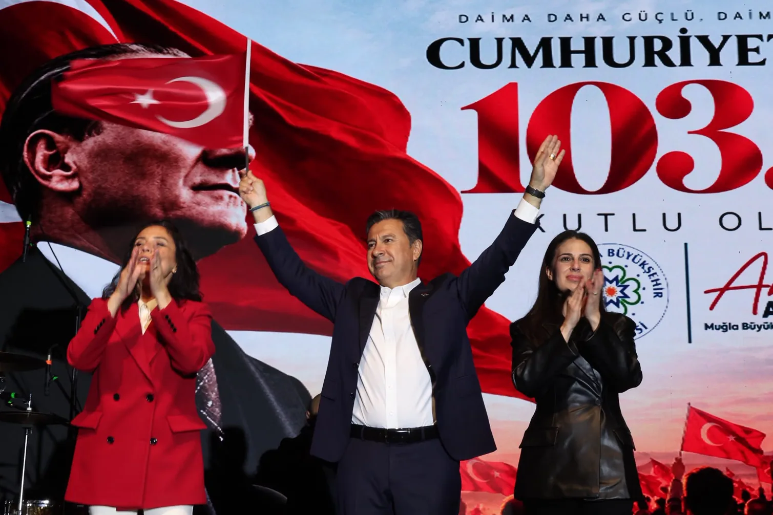Muğla'da Cumhuriyet coşkusu Madrigal konseriyle zirveye &ccedil;ıktı