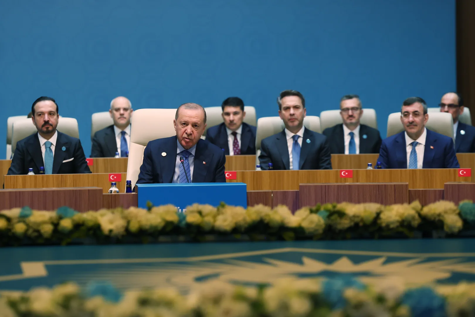 Cumhurbaşkanı Erdoğan'dan T&uuml;rk D&uuml;nyası'na birlik &ccedil;ağrısı... D&ouml;nem başkanlığı T&uuml;rkiye'ye ge&ccedil;ti