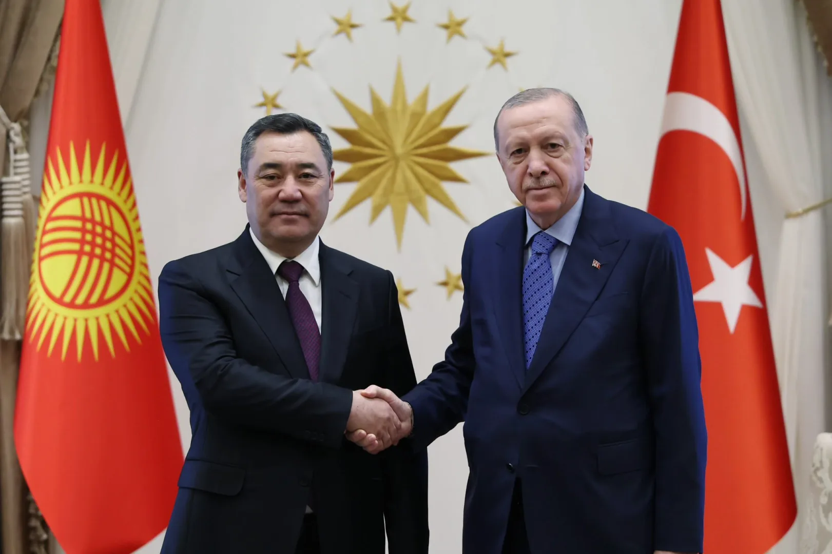 Erdoğan, Kırgızistanlı mevkidaşıyla g&ouml;r&uuml;şt&uuml;