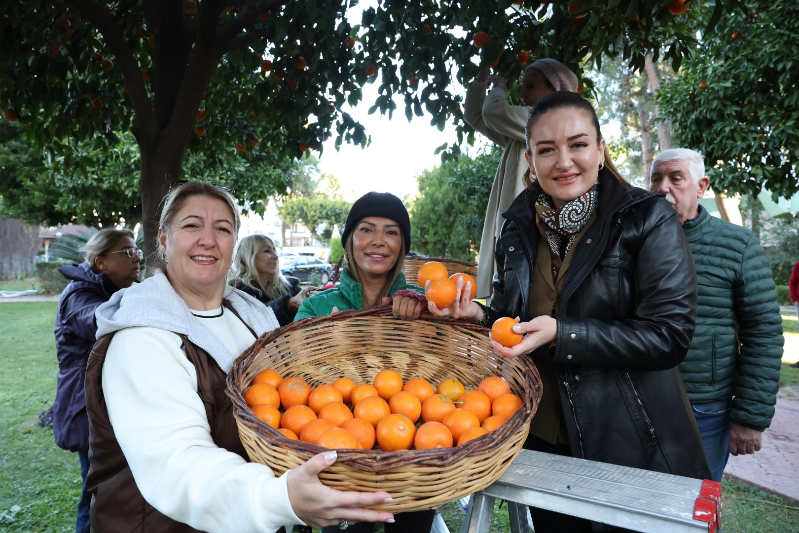 Antalya&rsquo;nın turun&ccedil;ları kadın emeğiyle sofralara uzanıyor