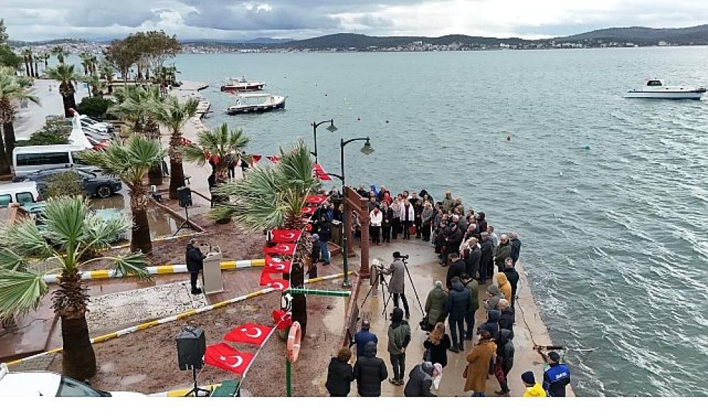 M&uuml;badelenin 103. Yılı Anısına &Ccedil;elenk Bırakıldı