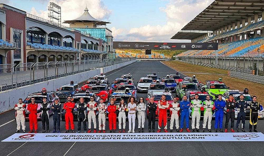 TOSFED İstanbul Park'ta Nefes Kesen M&uuml;cadele