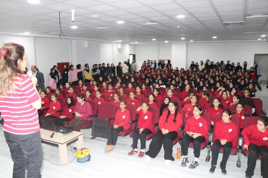 B&uuml;y&uuml;kşehir&rsquo;den &ldquo;benim ilk bitkim&rdquo; ile &ccedil;evre bilinci eğitimi