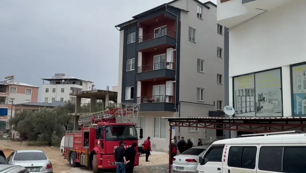 4 Katlı Apartmanda Yangın Paniğe Neden Oldu