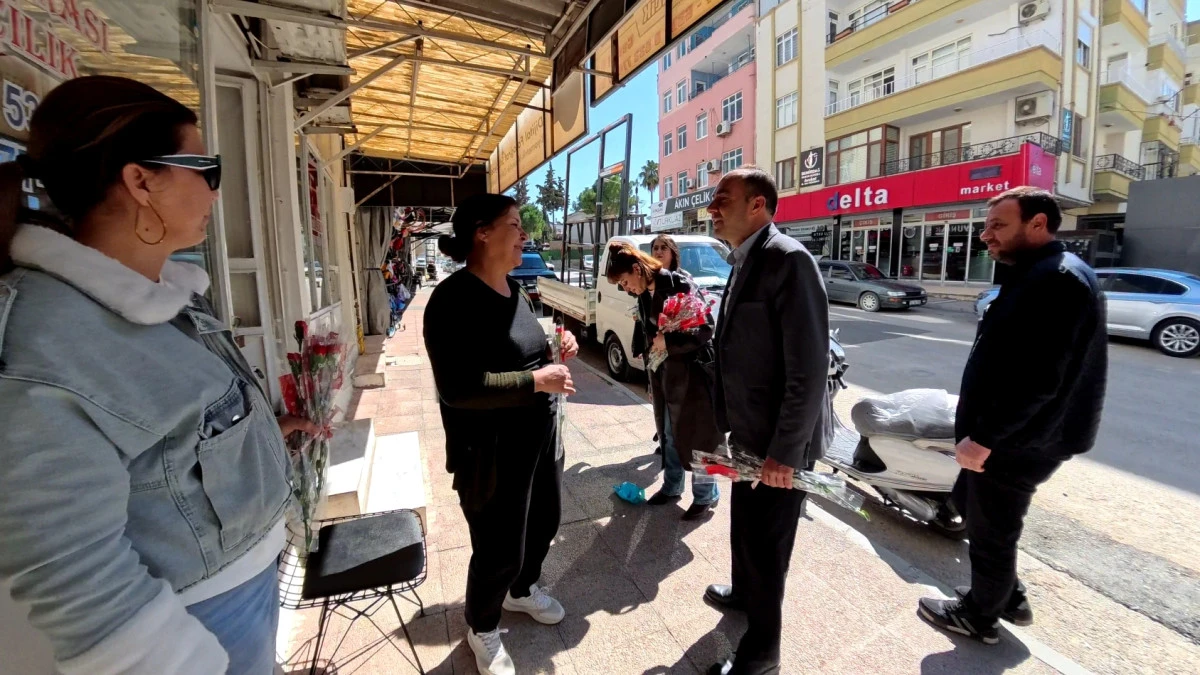Esnaf Odası başkan adayı Mustafa Pekduru kadın esnafı ziyaret etti