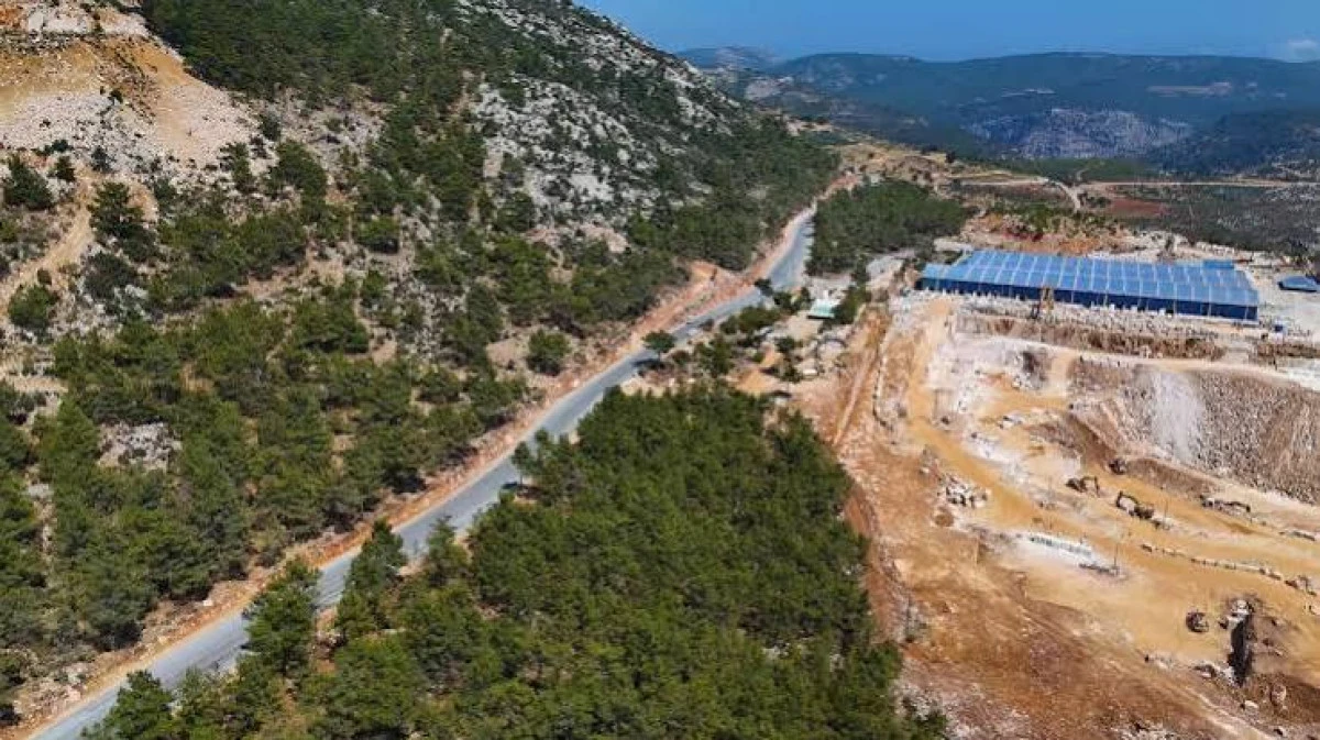 G&uuml;lnar&rsquo;dan Mut&rsquo;a uzanan 35 kilometrelik grup yolu tamamlandı