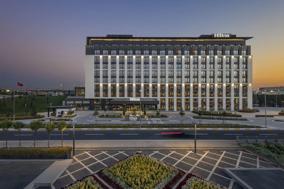  Hilton T&uuml;rkiye&rsquo;deki 100. otelini İstanbul Havalimanı&rsquo;nda a&ccedil;tı