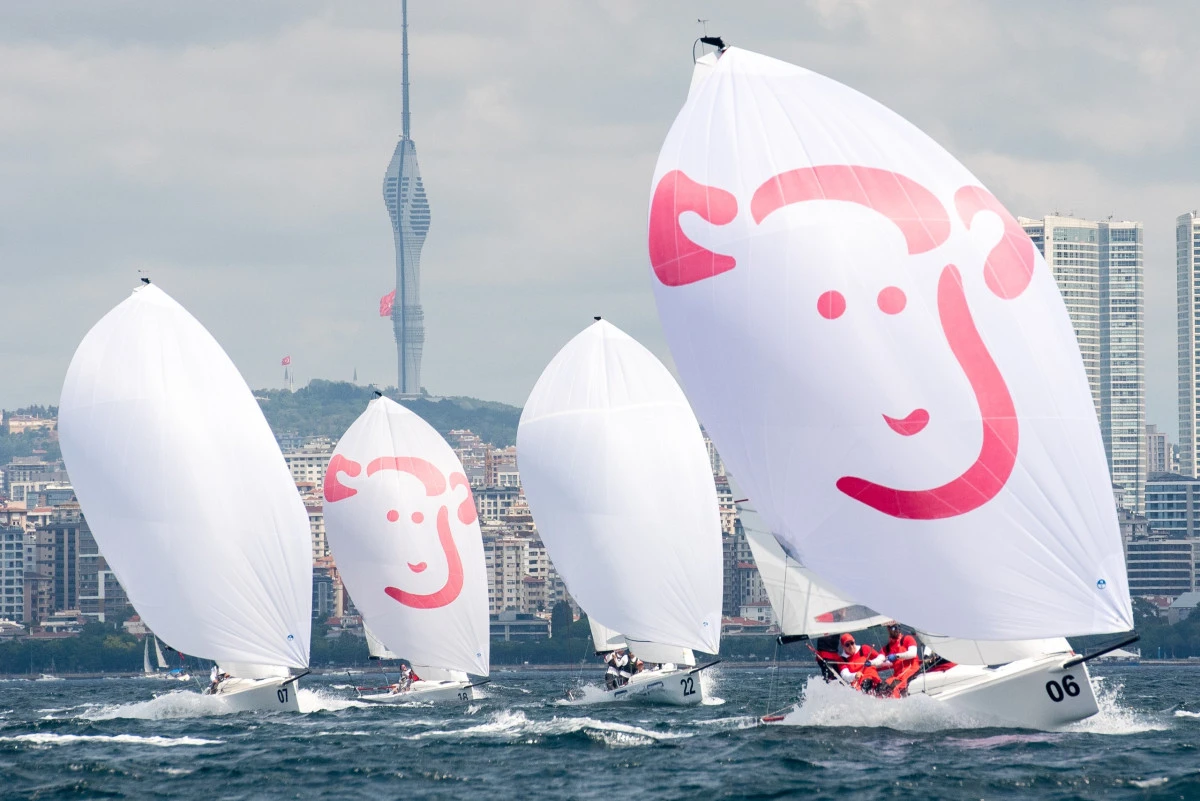 İstanbul&rsquo;da d&uuml;zenlenecek Eker Olympos Regatta&rsquo;nın yarış takvimi a&ccedil;ıklandı