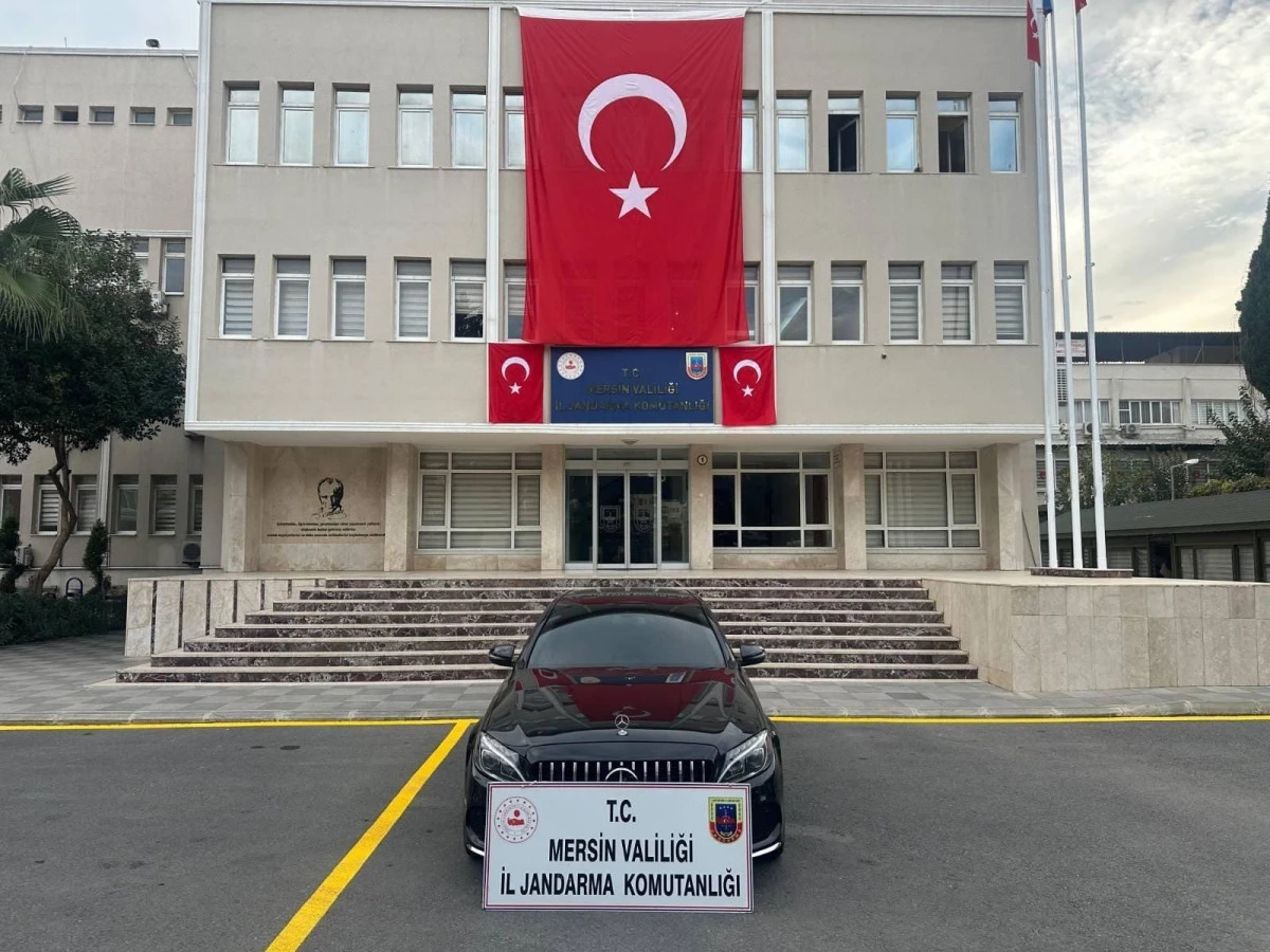 Mersin'de jandarmadan dolandırıcı operasyonu 