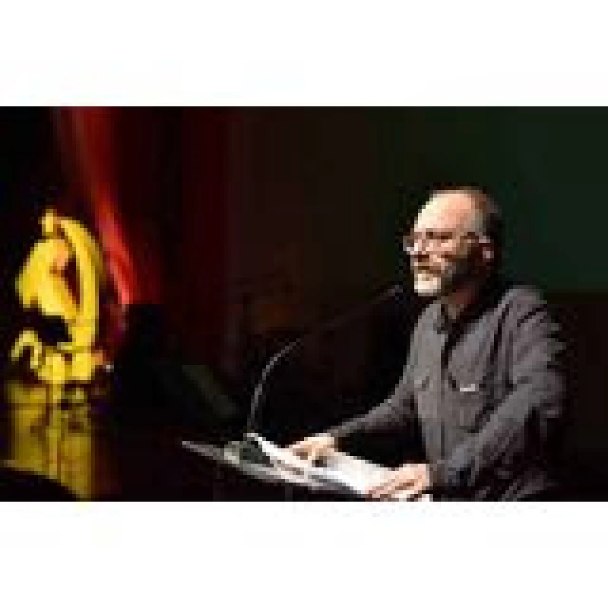 Kemal Okuyan: &ldquo;Partiler şirketleşiyor, amblemler yerini logolara bırakıyor&rdquo;